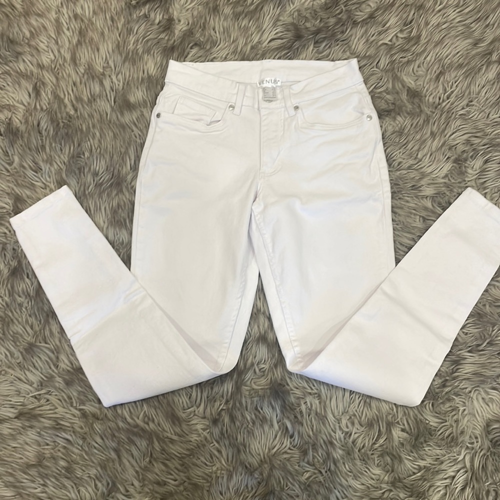 ‼️ BUNDLE SALE 4 FOR $20 - Venus never worn white skinny jeans-size 2S